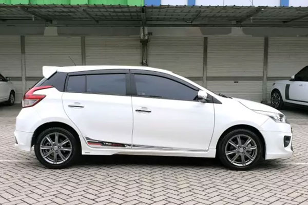 Review Spesifikasi Toyota Yaris Gen 2 Lele