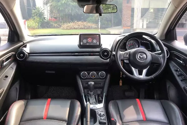 Review Spesifikasi Mazda 2 Gen 2 SkyActiv