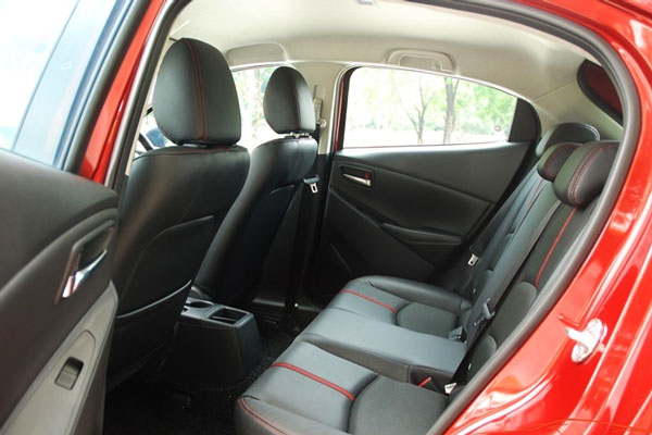 Review Spesifikasi Mazda 2 Gen 2 SkyActiv