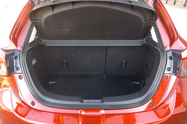 Review Spesifikasi Mazda 2 Gen 2 SkyActiv