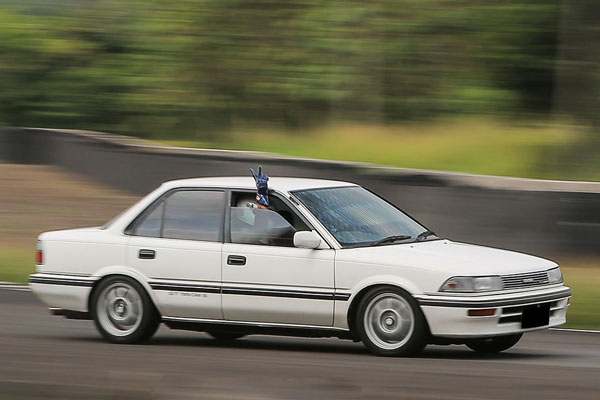 Kelebihan dan Kekurangan Toyota Corolla Twincam