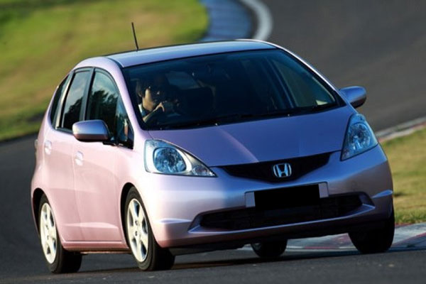 Pilihan Mobil Bekas Tipe Termurah