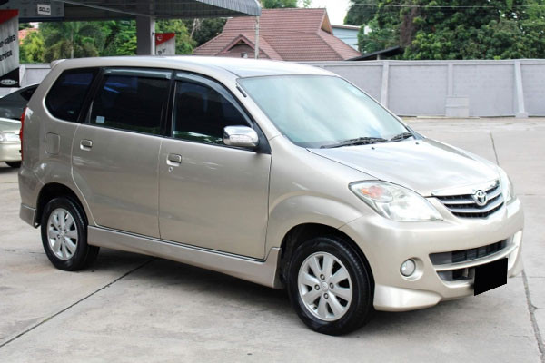 Tips Membeli Toyota Avanza Gen 1 Bekas