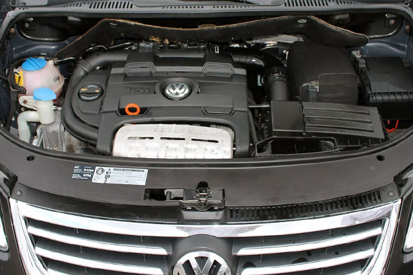 Kelebihan dan Kekurangan VW Touran Gen 1