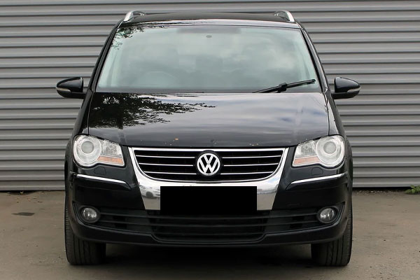 Kelebihan dan Kekurangan VW Touran Gen 1