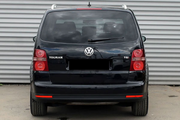 Kelebihan dan Kekurangan VW Touran Gen 1