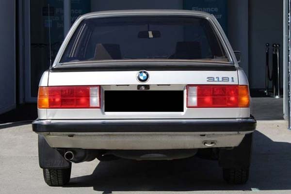 Review, Spesifikasi, Kelebihan dan Kekurangan BMW E30 Seri-3 1982-1991