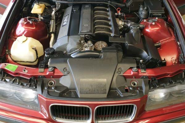 Review, Spesifikasi, Kelebihan dan Kekurangan BMW E36 Seri-3 92-98