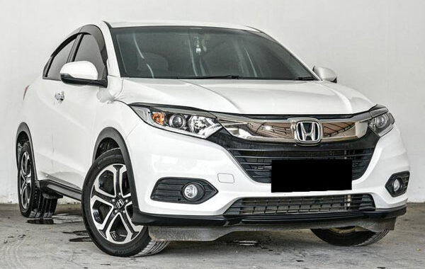 Foto Eksterior Honda HRV Gen 2 Facelift Tampak Samping