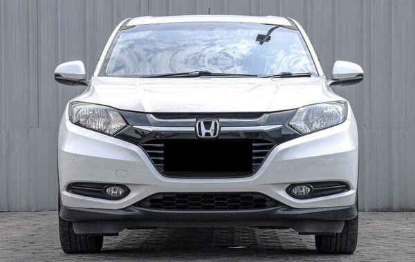 Foto Eksterior Honda HRV Gen 2 Prefacelift Tampak Depan
