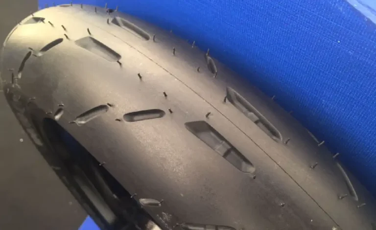 Kelebihan dan Kekurangan Ban Michelin Pilot MotoGP