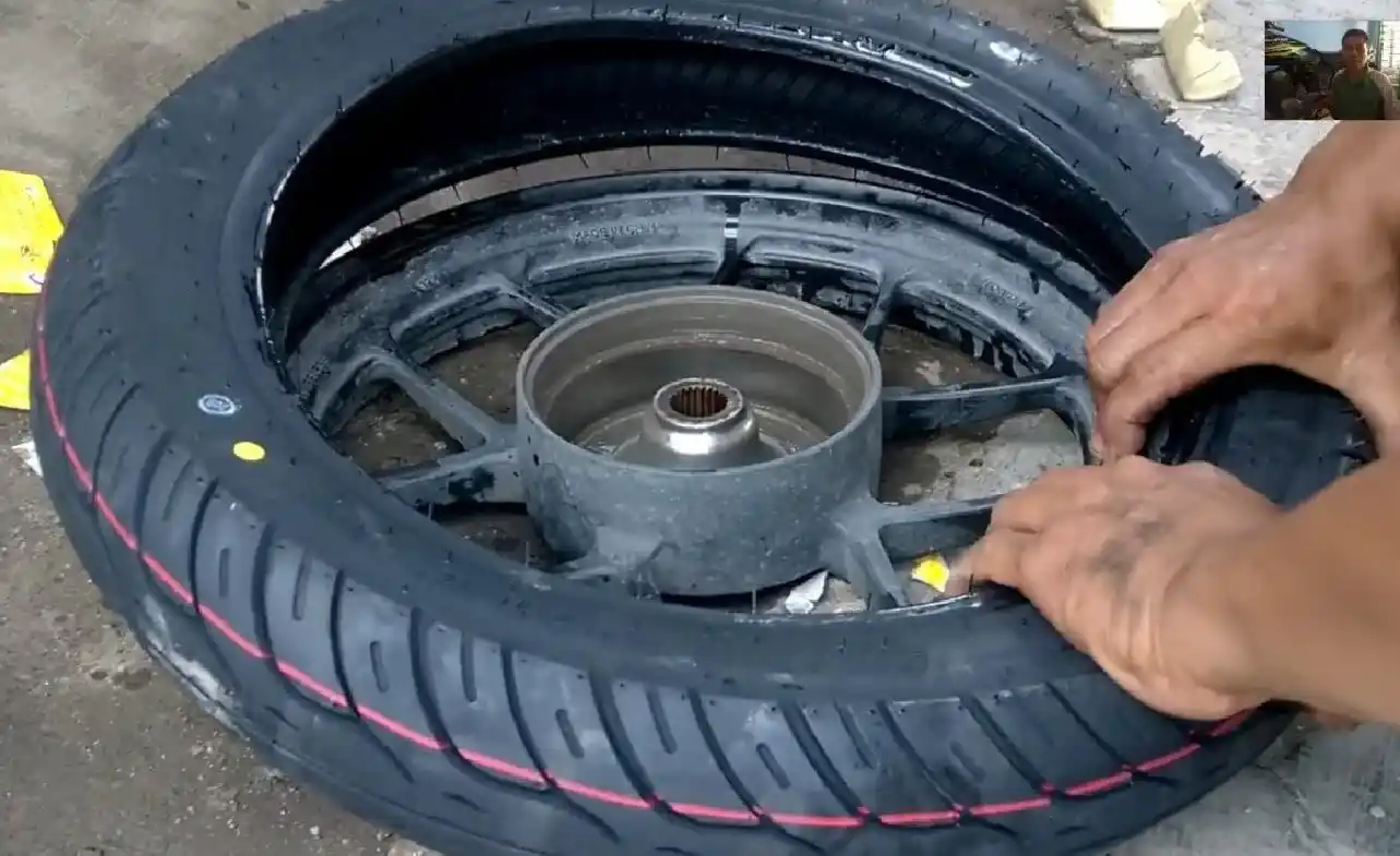 Kelebihan dan Kekurangan Ban Tubeless dan Ban Biasa