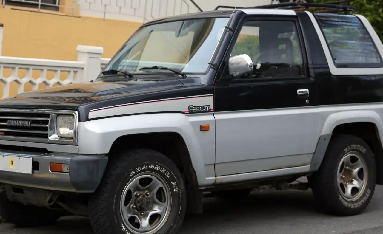 Kelebihan dan Kekurangan Daihatsu Feroza 1994